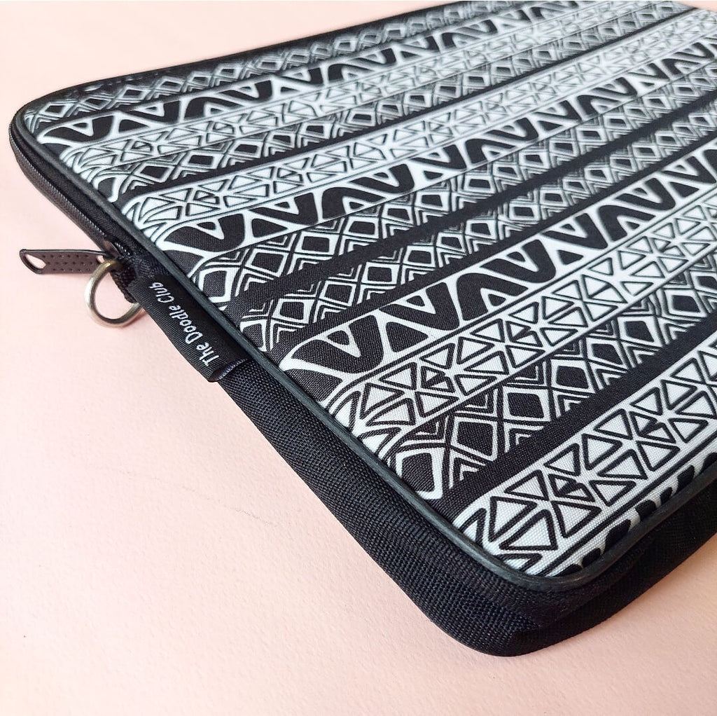 Black and White Doodle Laptop Sleeve