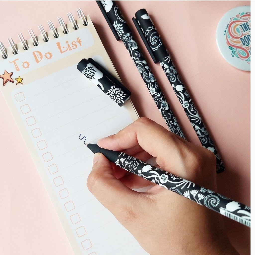 Black and white floral pen