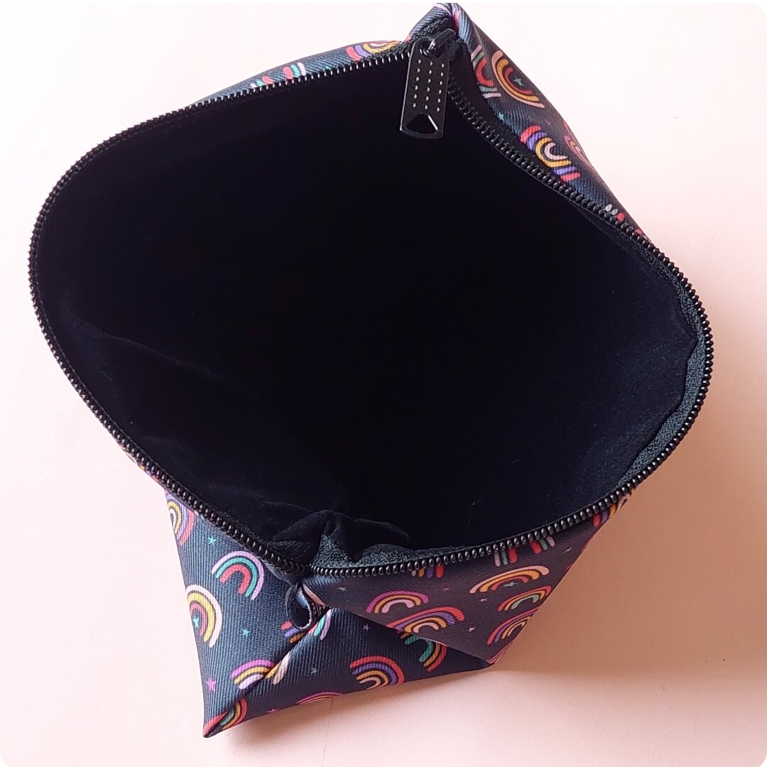 Rainbow Stars Dark Zipper Pouch