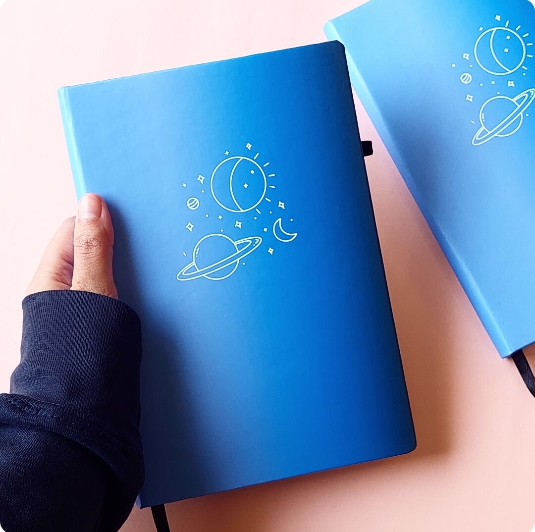 Minimalistic Space Doodle Gradient Journal